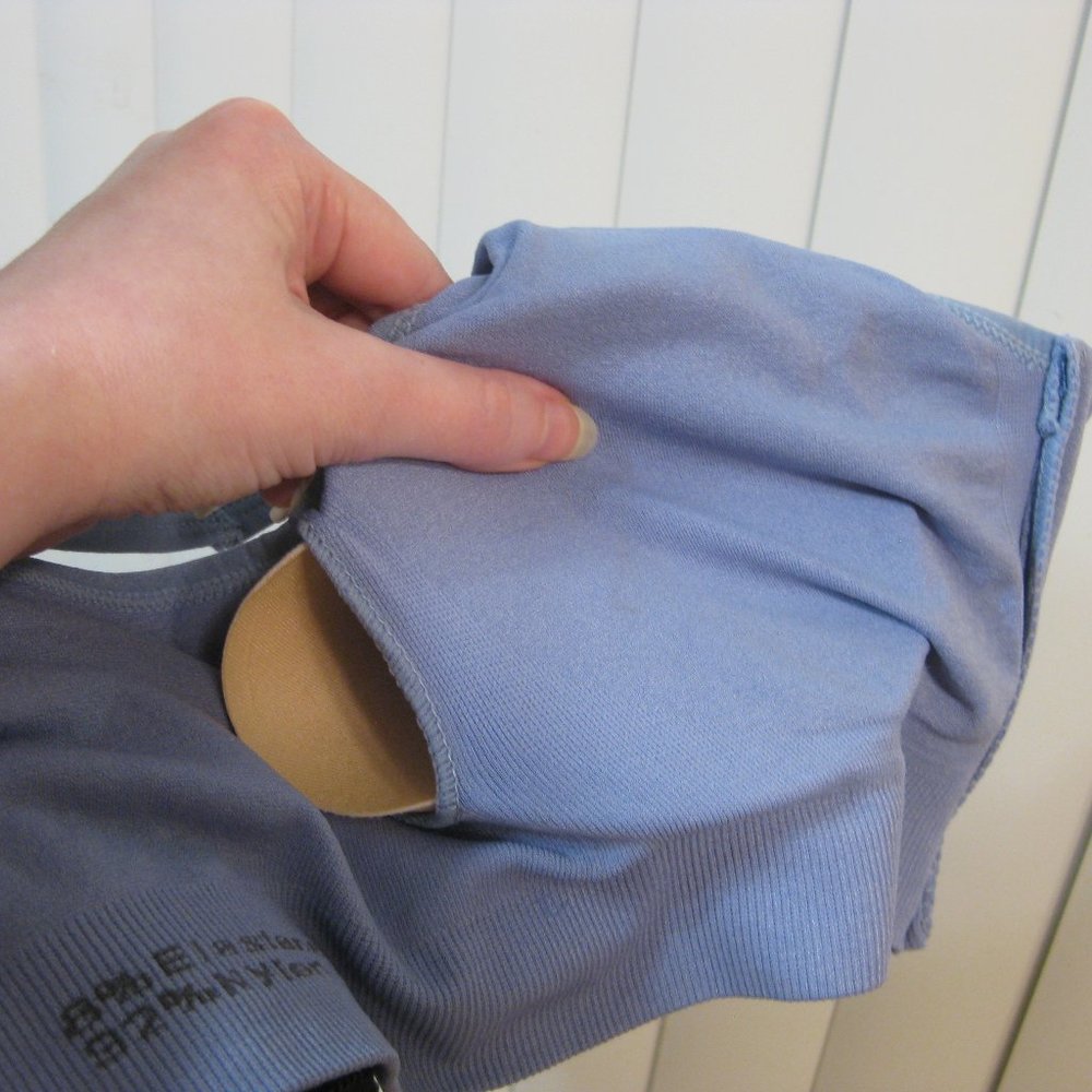 NWOT blue zip front sports bra M med - Picture 5 of 6